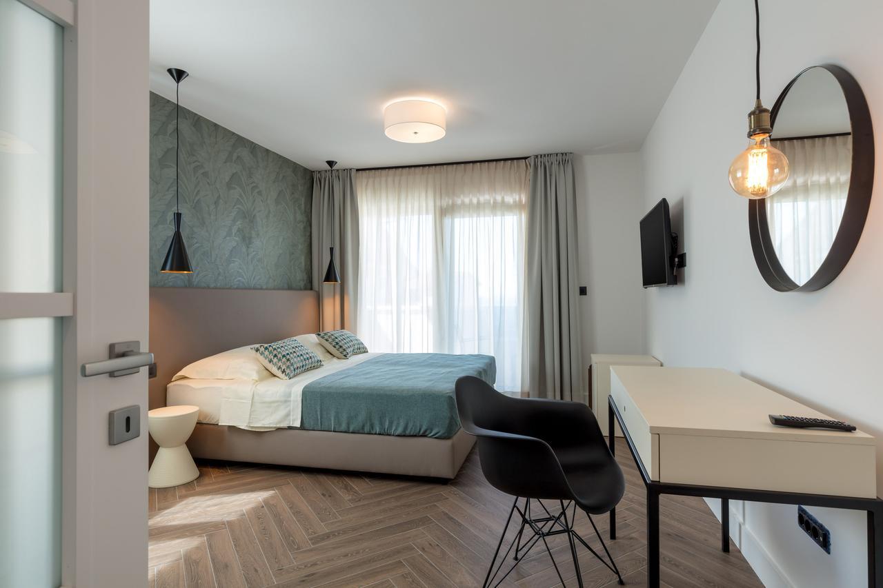 Luxury Villa Karla 珀德垂那 外观 照片